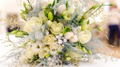 winter wedding flowers